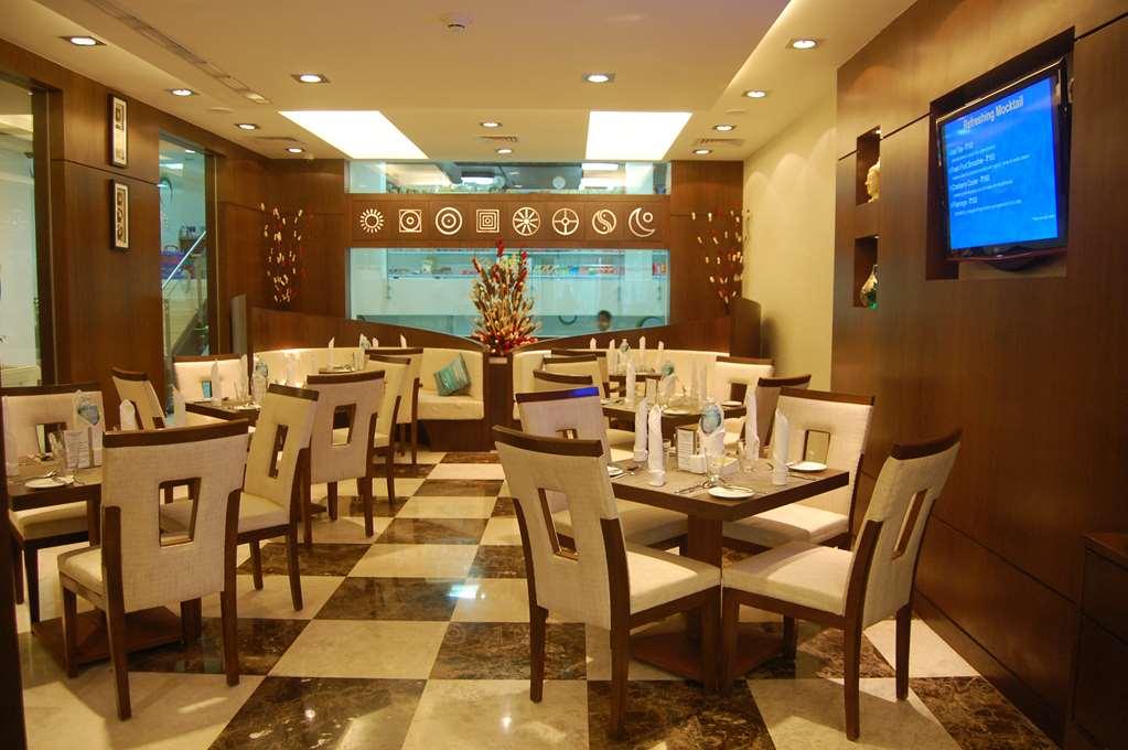 塔那湖上城市幸运公园酒店 - Itc酒店集团成员 塞恩 餐厅 照片