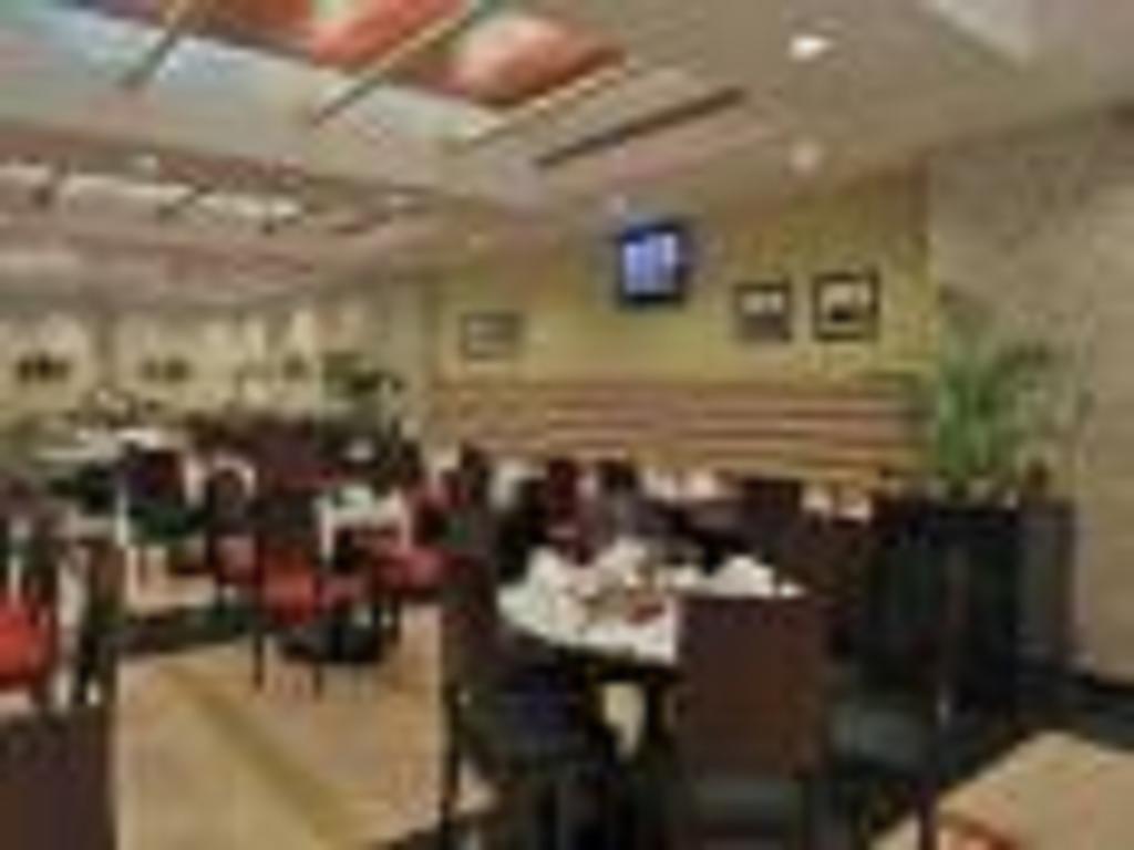 塔那湖上城市幸运公园酒店 - Itc酒店集团成员 塞恩 外观 照片